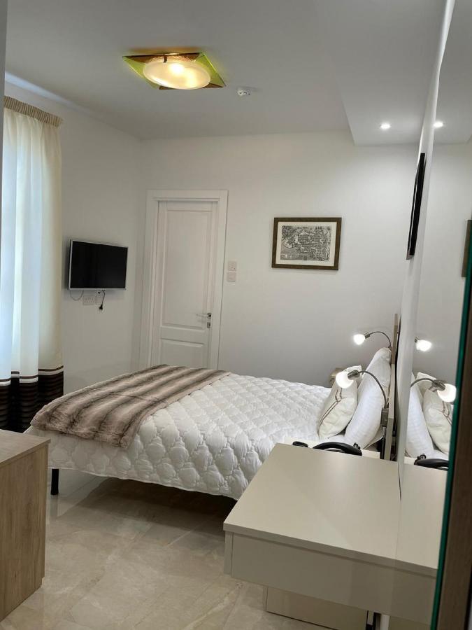 La Reggia Seaview Guesthouse Marsaxlokk Exterior foto